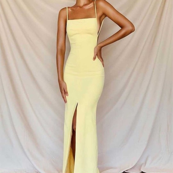 House of CB Dresses & Skirts - HOUSE OF CB Alix Lemon Backless Dress